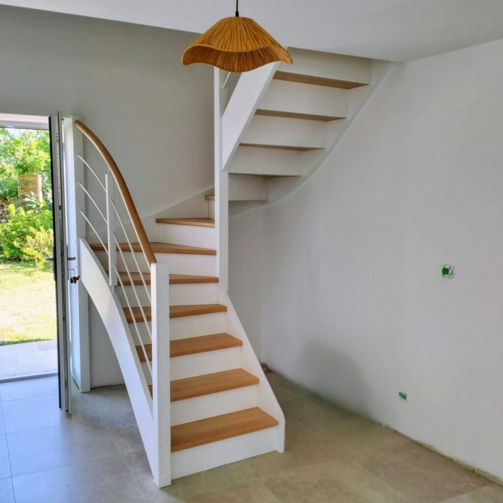 escalier 2/4 tournant hêtre