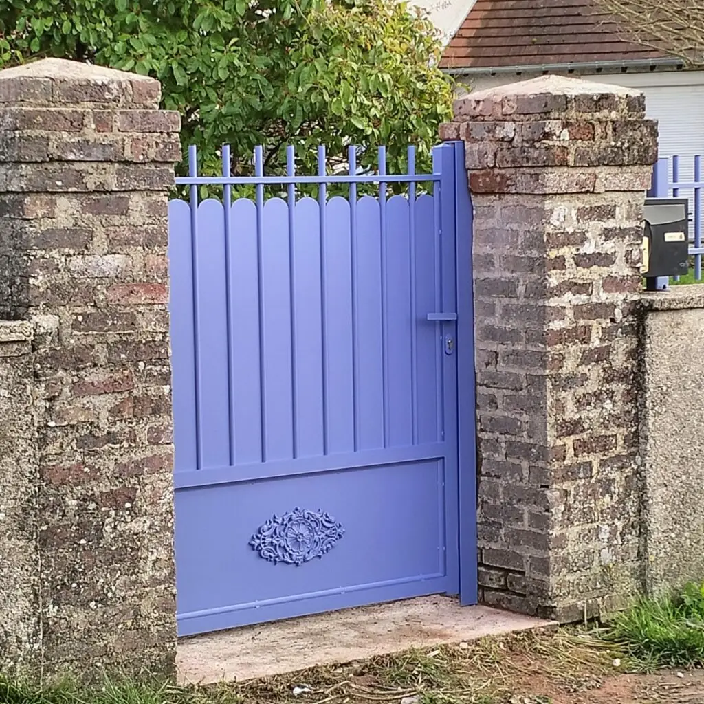 portillon RAL 5014 BLEU PIGEON